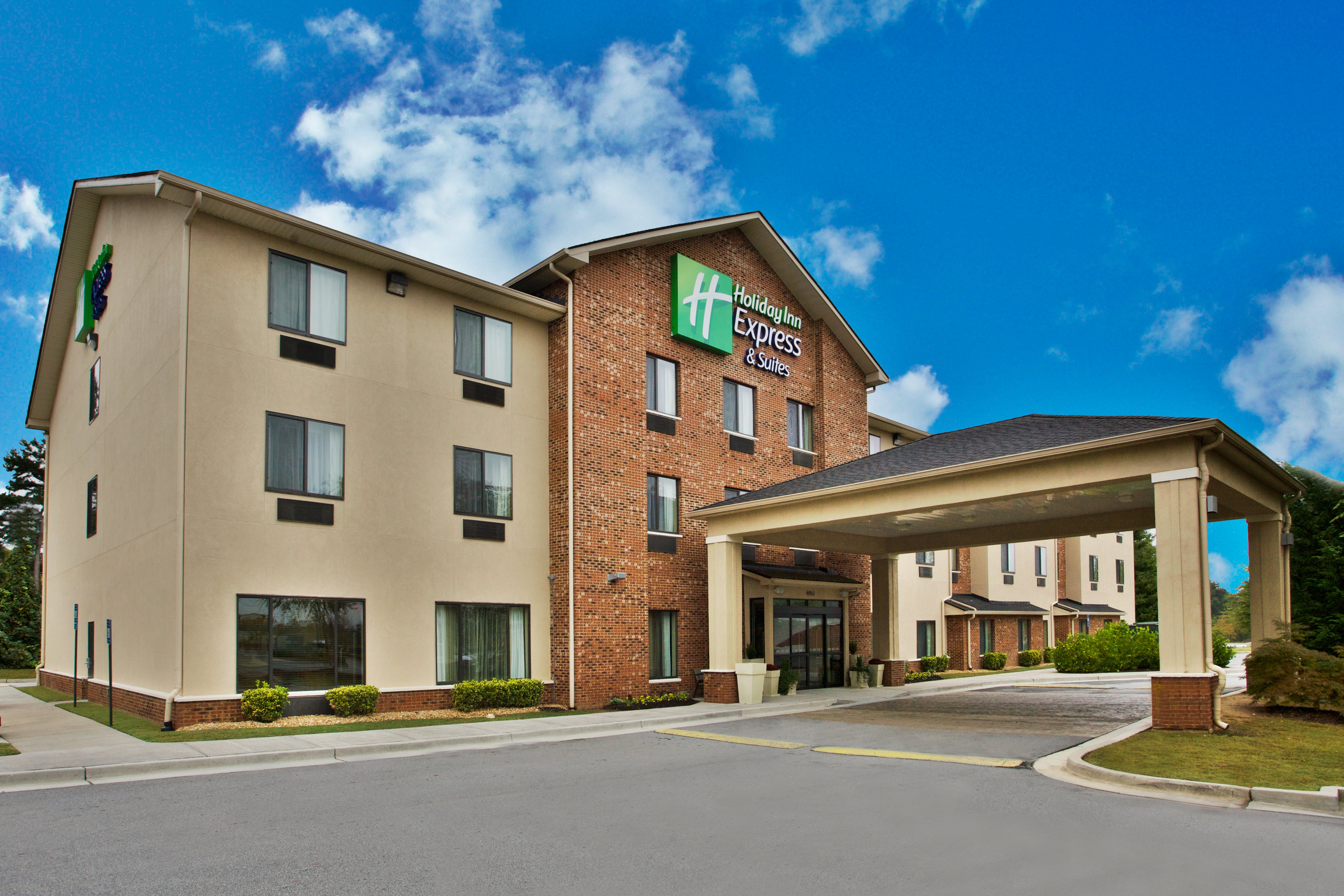 Holiday Inn Express Suites Buford Ne Lake Lanier Area 6/75