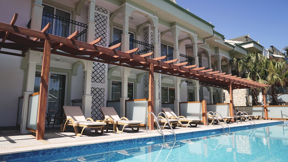 Green Forest Holiday Village in FETHIYE