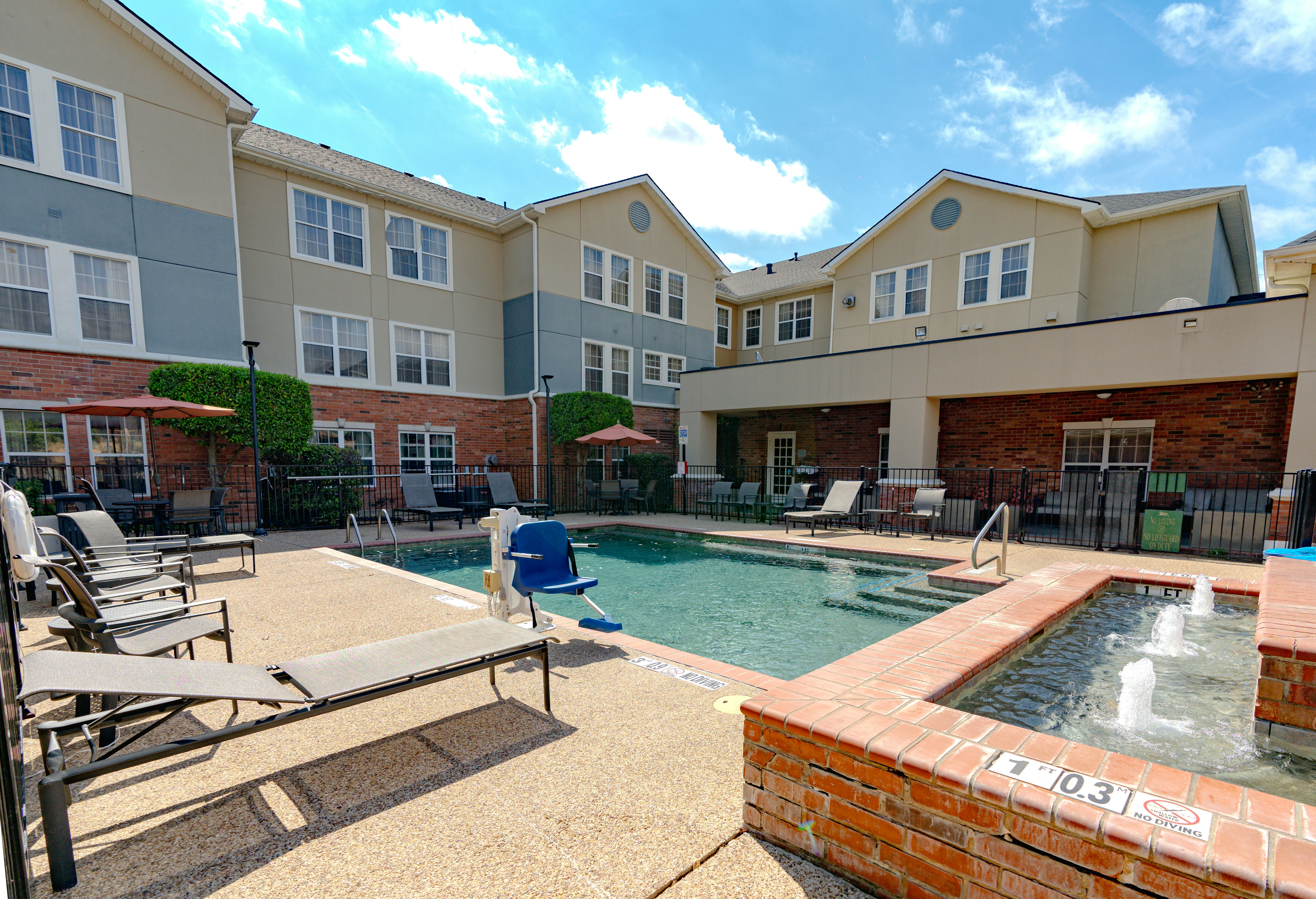 Homewood Suites By Hilton Ft Worth-Bedford 22/23