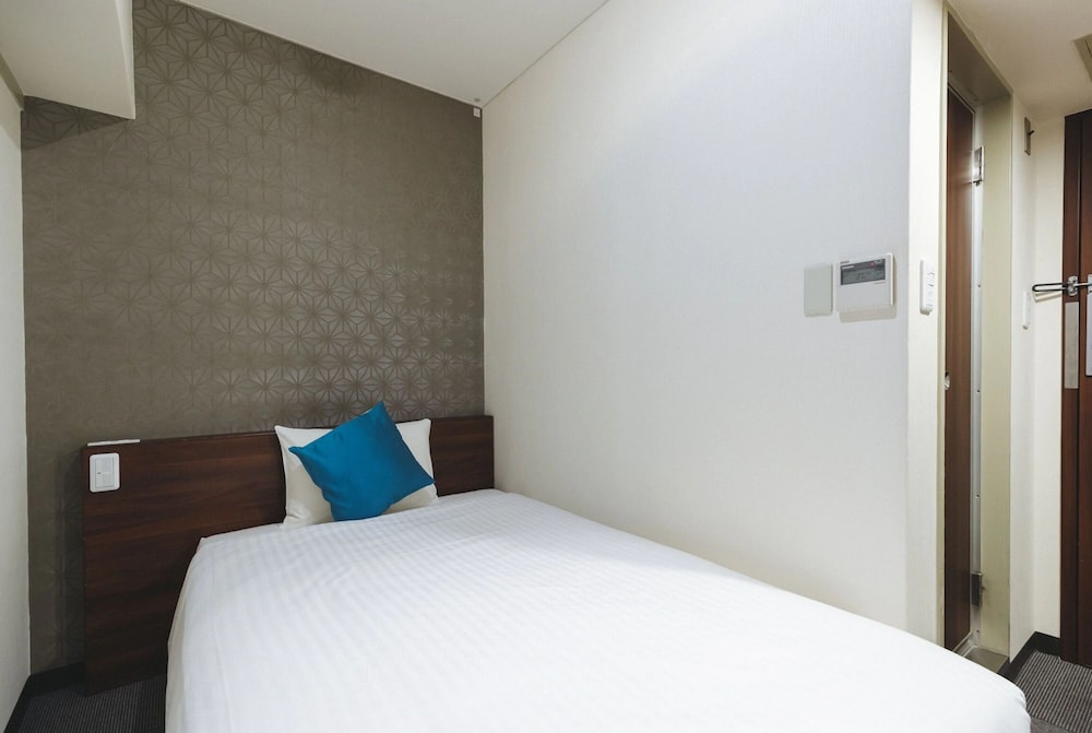 City Route Hotel 18/42