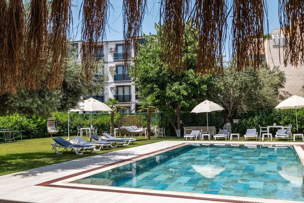 Platanus Hotel 16/20
