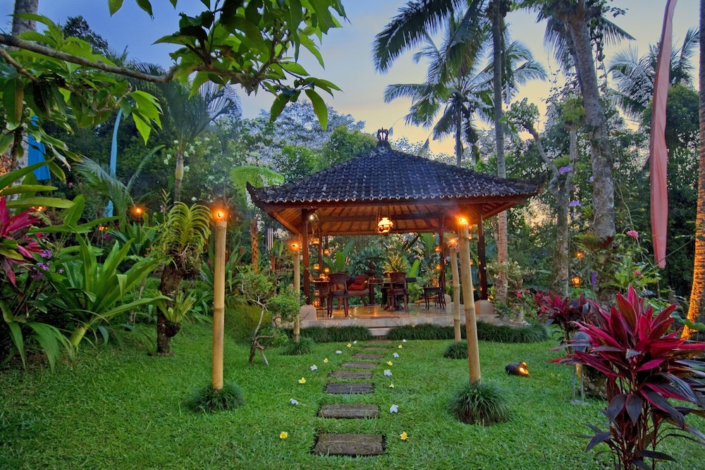 The Mahogany Villa 34/50