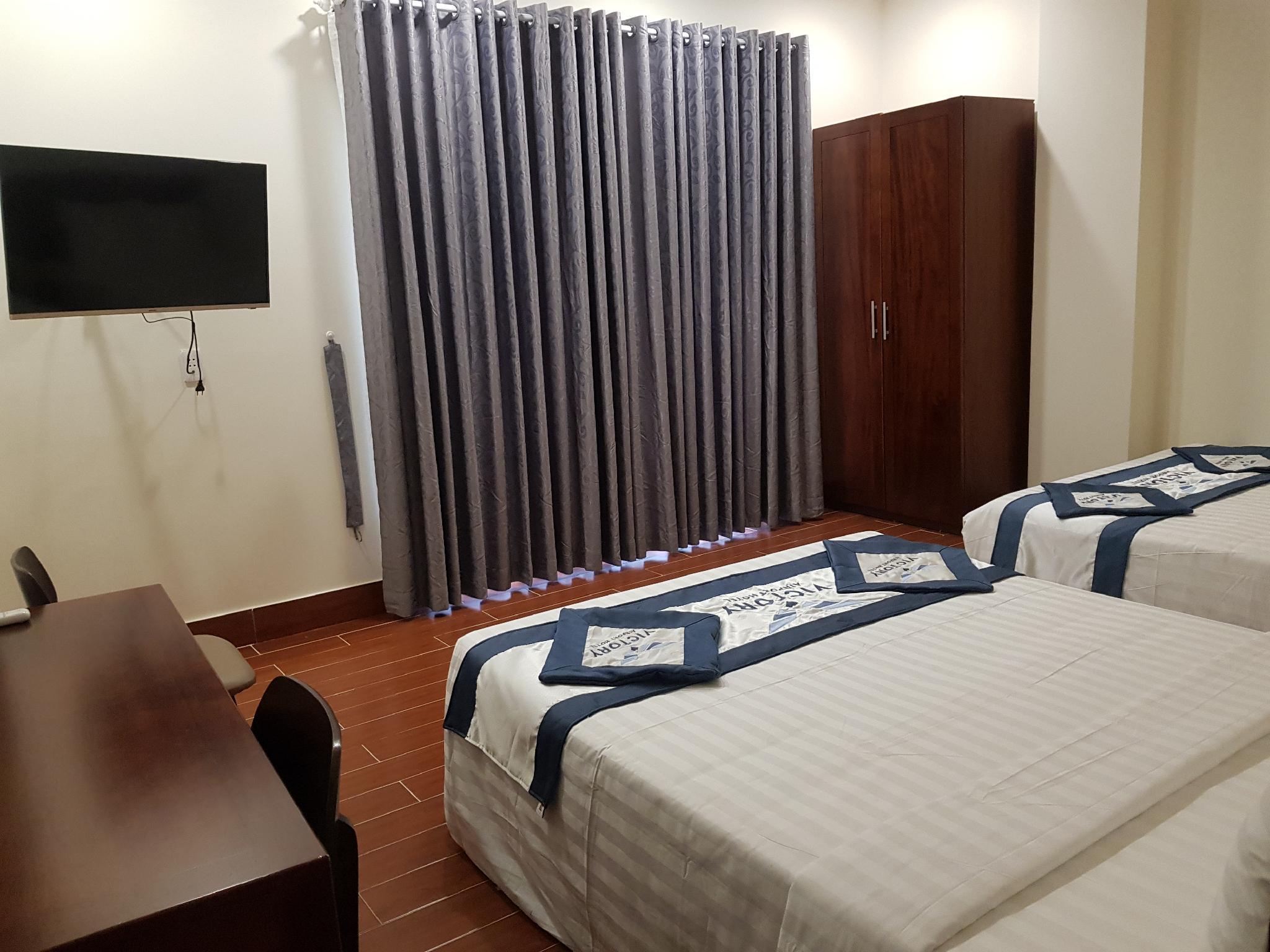 Deluxe, Twin Beds, 2 King Beds, Victory Airport Hotel 2/2