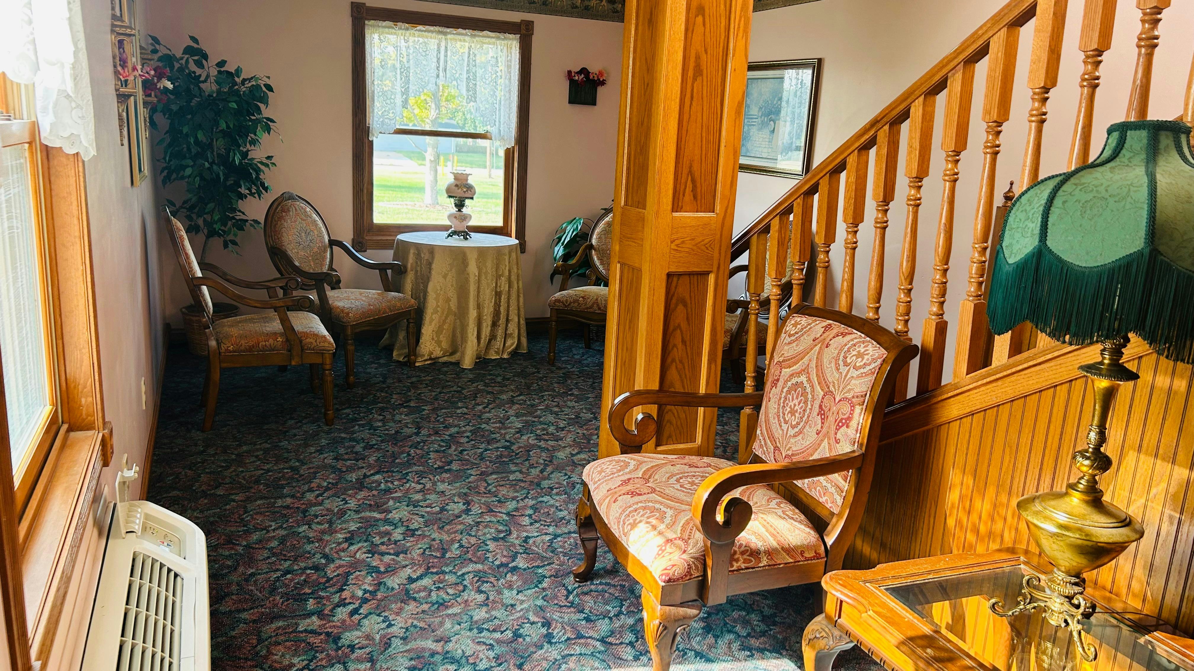 Victorian Inn Motel & Suites 26/48
