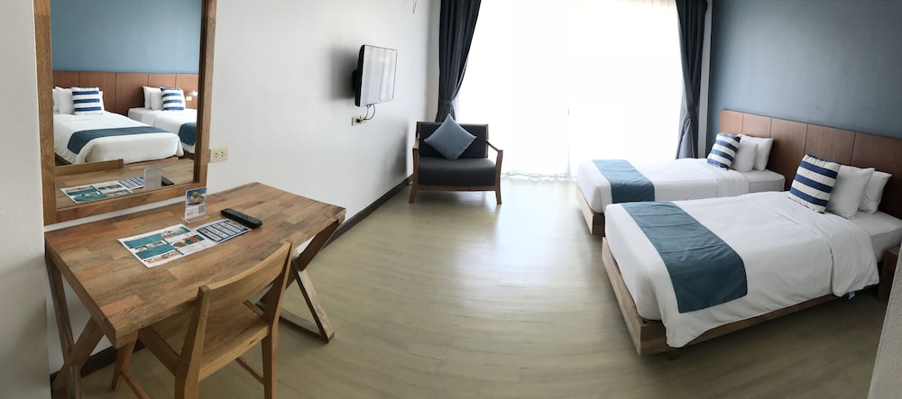 The Leela Resort Spa Pattaya 10/50