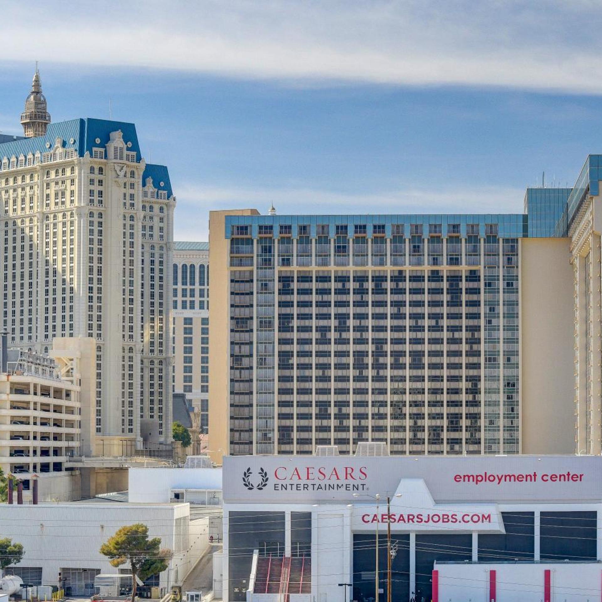 Luxury 1BD/1BTH Suite at Platinum Hotel STRIP VIEW 3/50