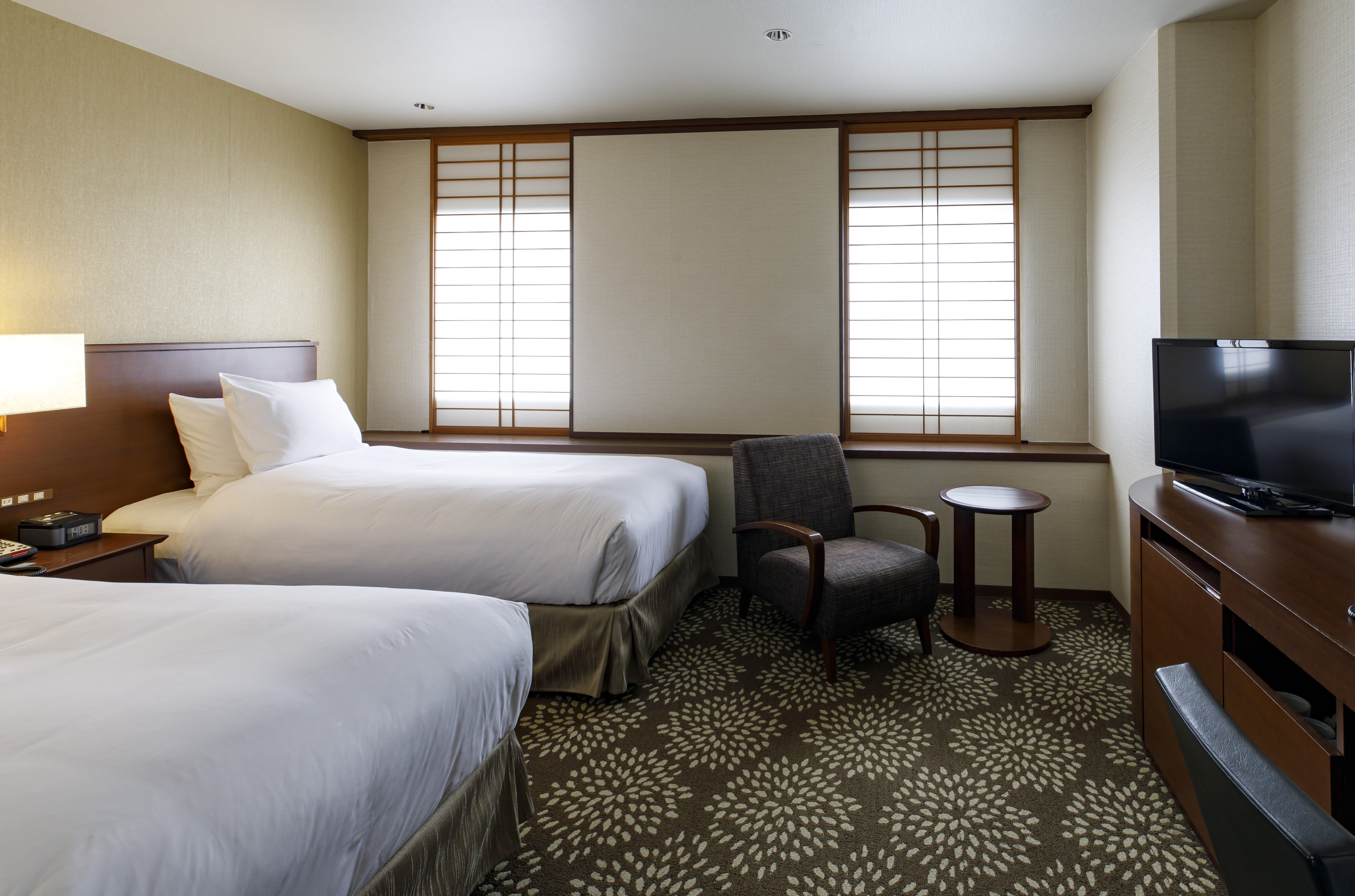 Deluxe, Twin Beds