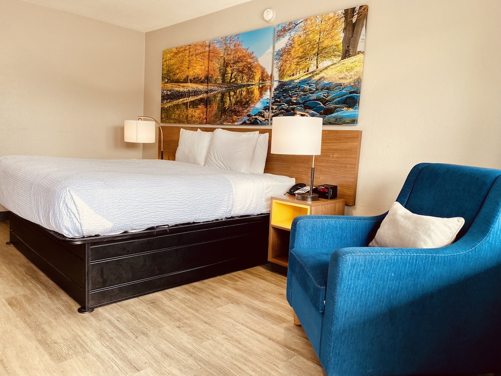 Days Inn By Wyndham Ardmore 8/28