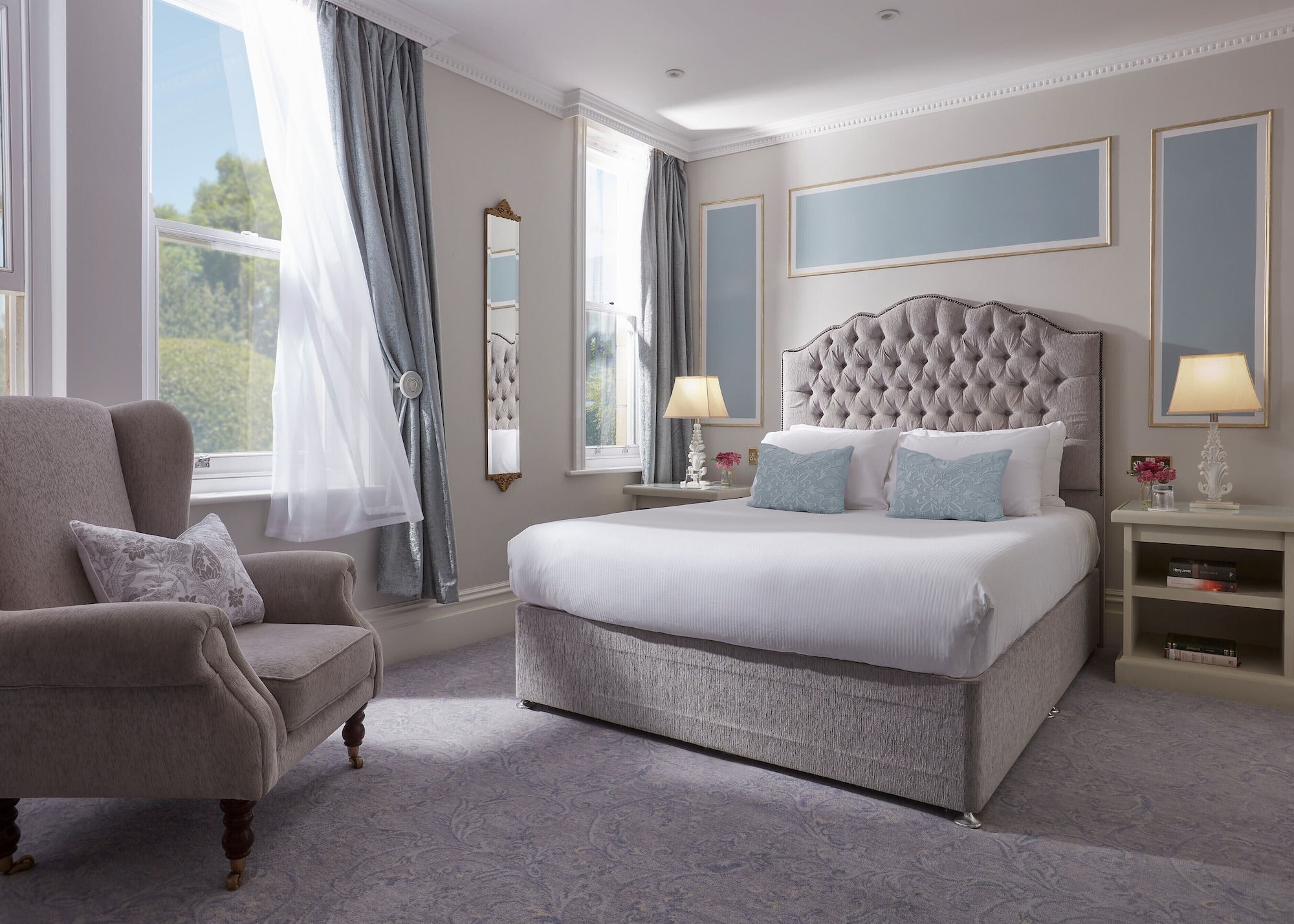DELUXE, DOUBLE BED