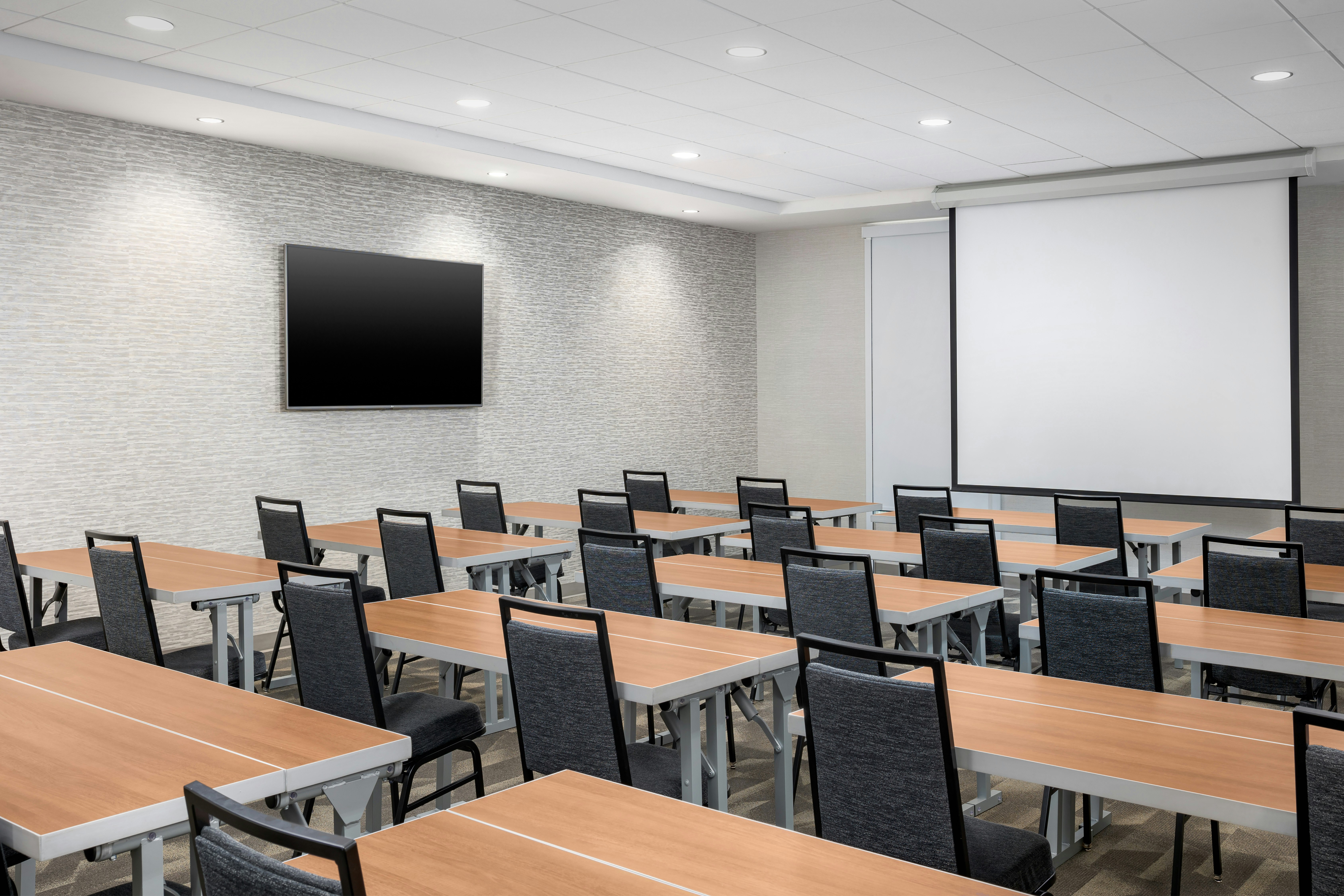 Home2 Suites By Hilton Clermont 19/29