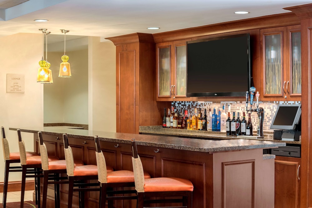 Hilton Garden Inn Arlington Courthouse Plaza 63/83