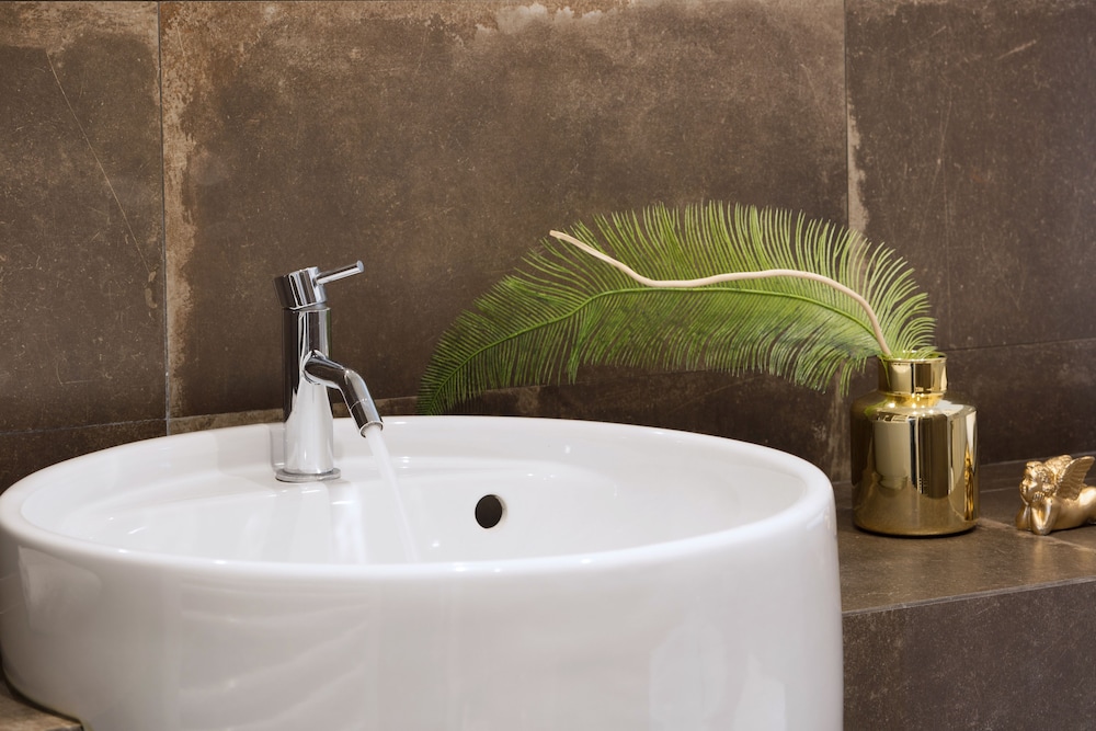 SETTE ANGELI ROOMS 70/72