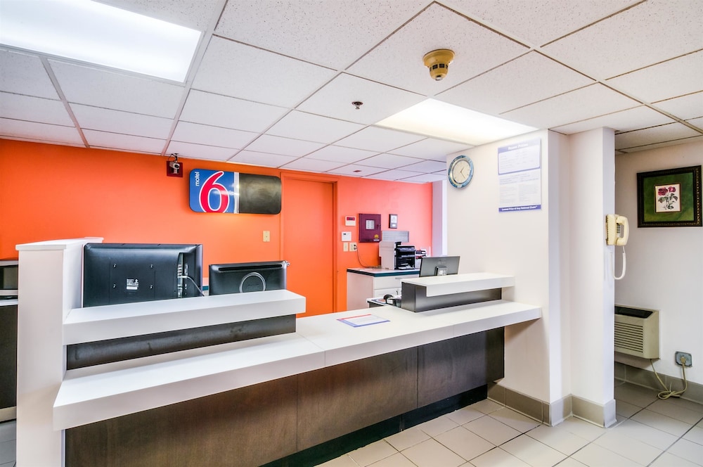 Motel6 Lansing, IL - Chicago South 31/41