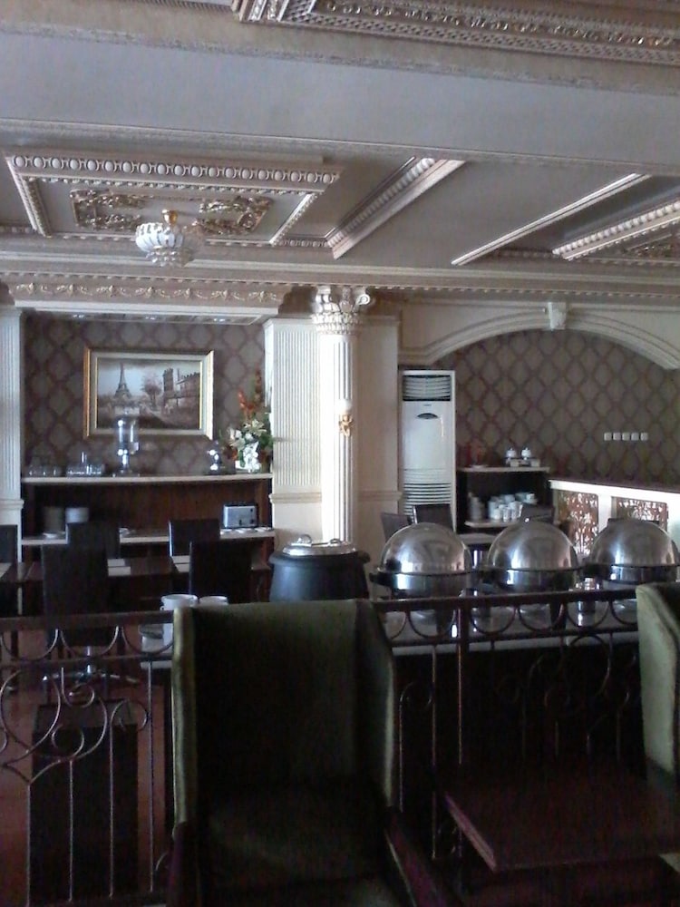 KANGEN BOUTIQUE HOTEL 40/50
