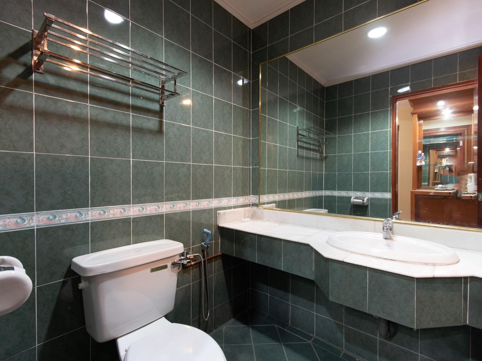 OYO 89300 Zen Garden Resort 24/25