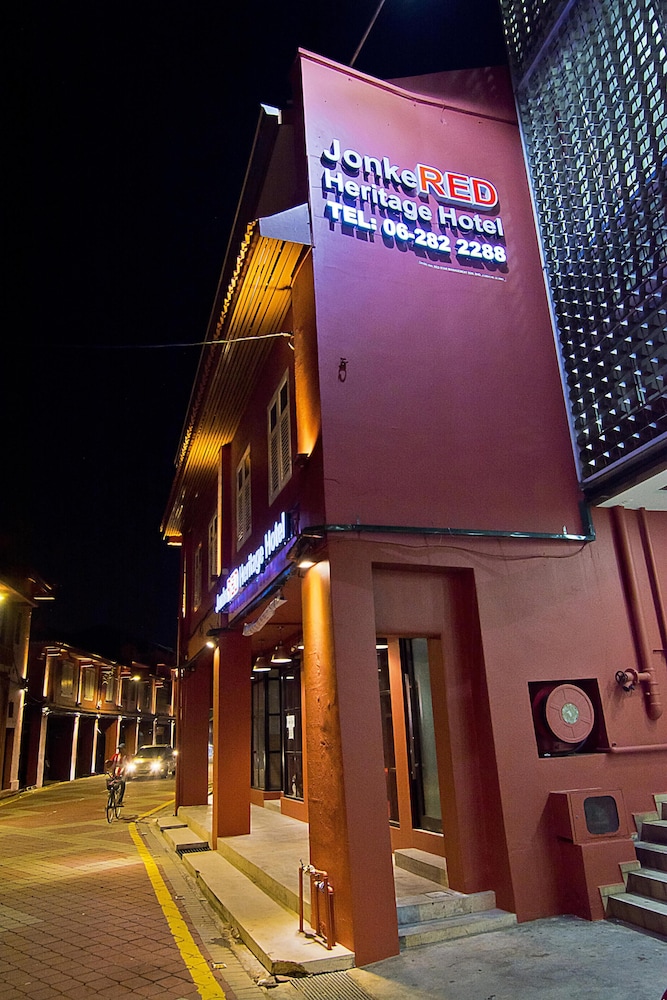 JonkeRED Heritage Hotel 5/42