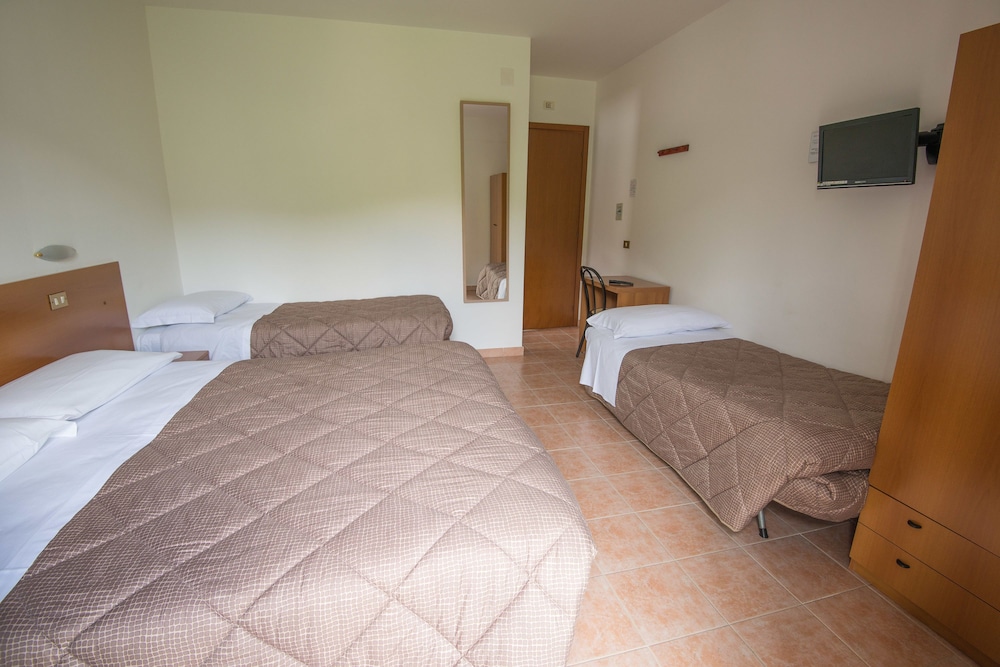 Albergo Della Corte 13/27