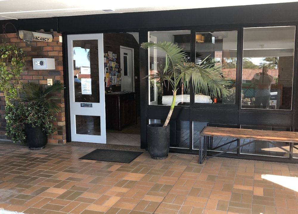 Matador Motor Inn 16/80