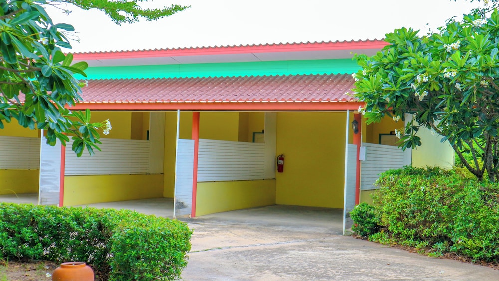 The Moon Resort Phetchaburi in PHETCHABURI
