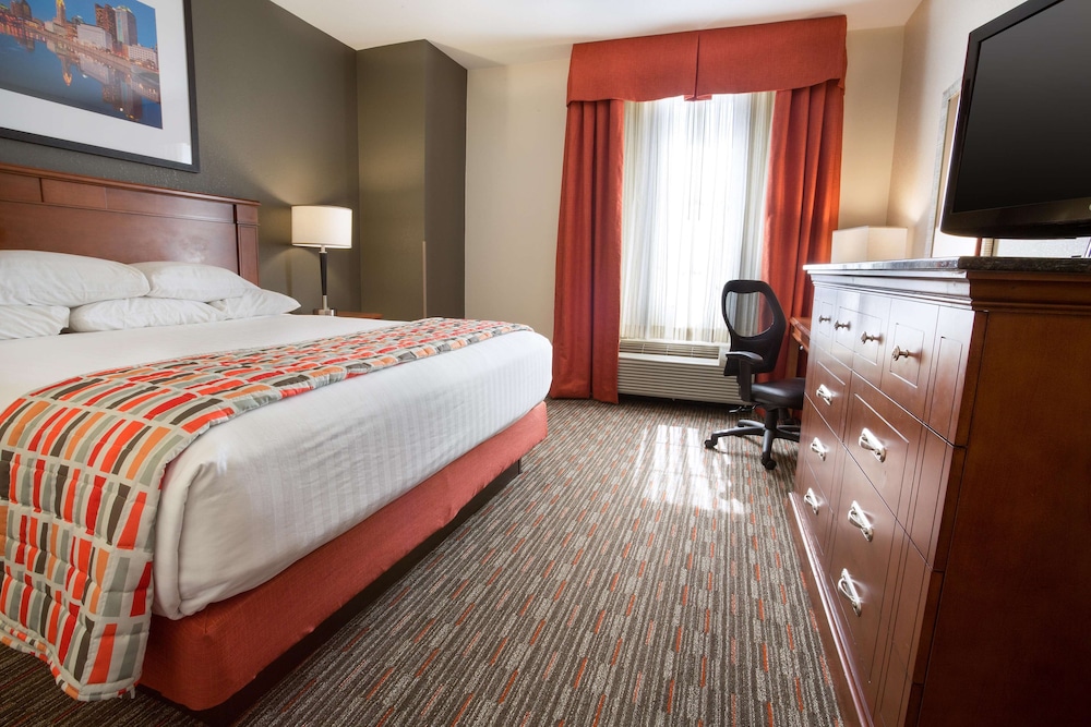 Drury Inn and Suites Columbus Grove City 7/50