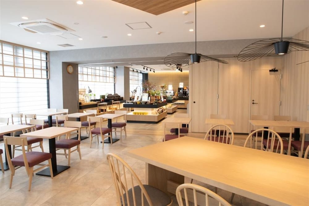 Almont Hotel Nippori 41/48