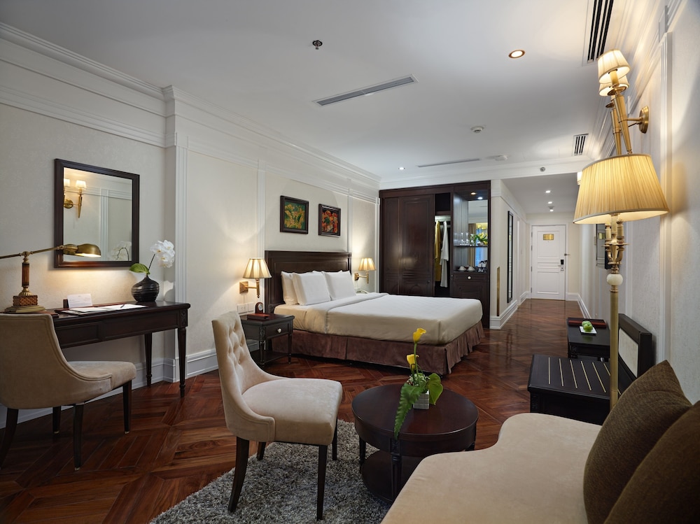 Silk Path Boutique Hanoi 49/66
