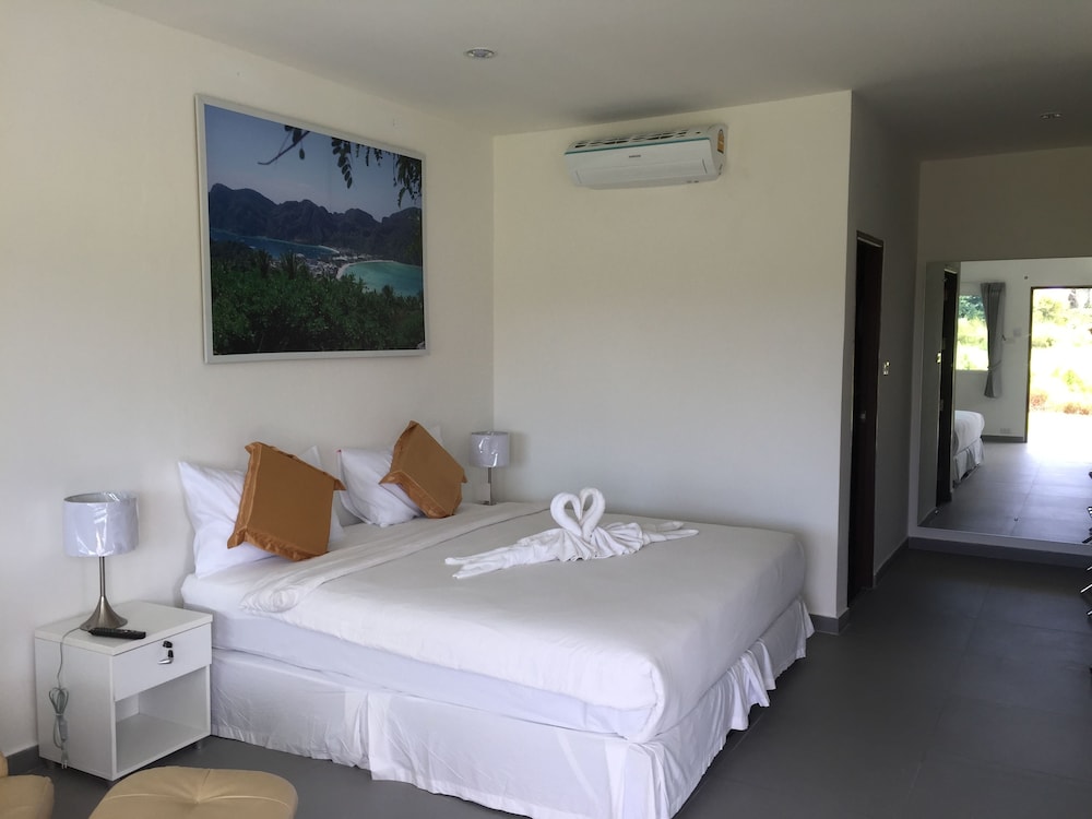 Nadivana Serviced Apartments 10/24