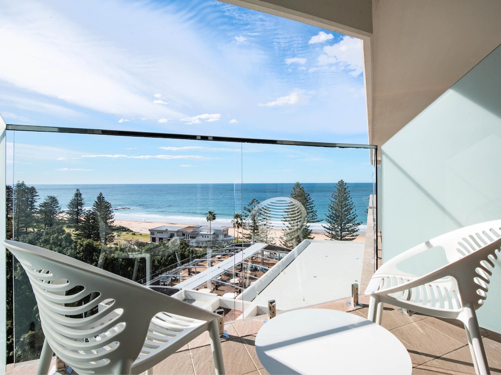 Novotel Wollongong Northbeach 45/69