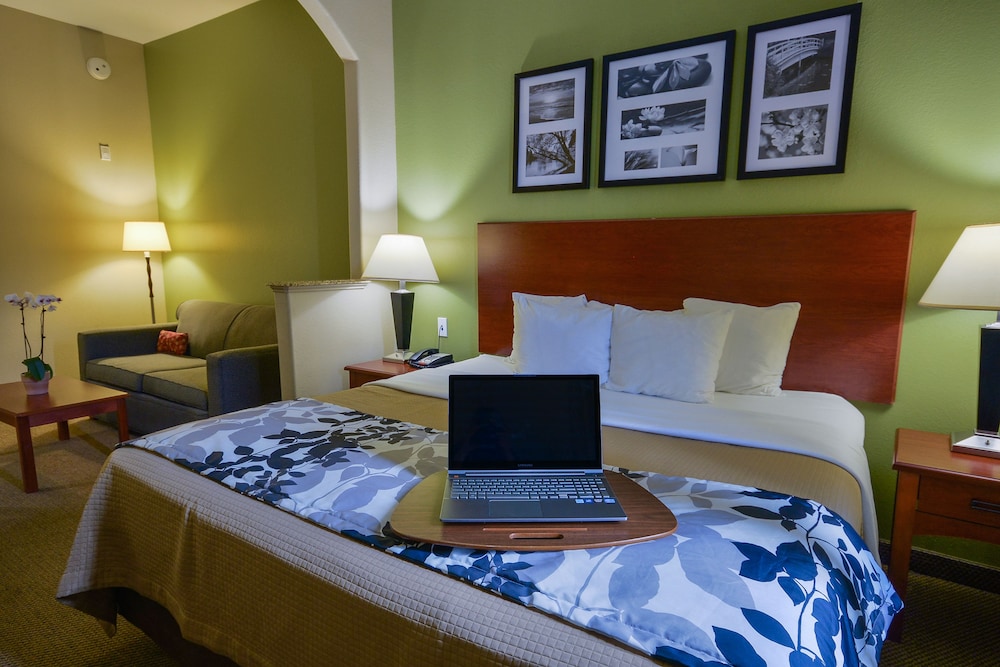 Sleep Inn Suites Pearland Houston South 10/35