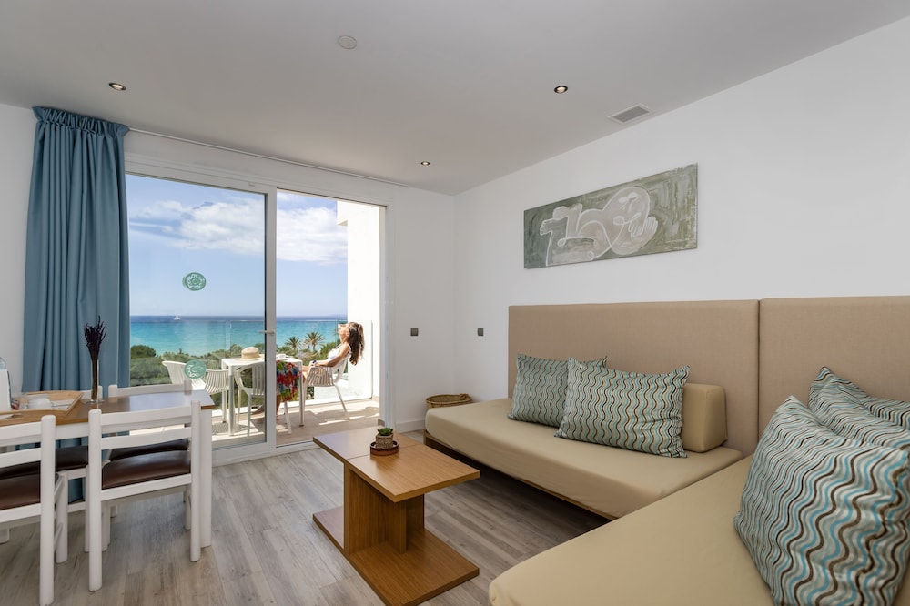 Aparthotel Houm Plaza Son Rigo 44/70