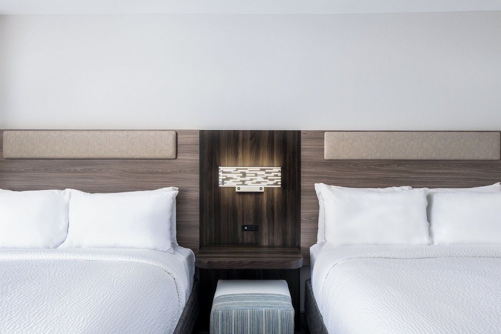 غرفة قياسية بسريرين كوين، Holiday Inn Express Atlanta West Theme Park Area 6/7