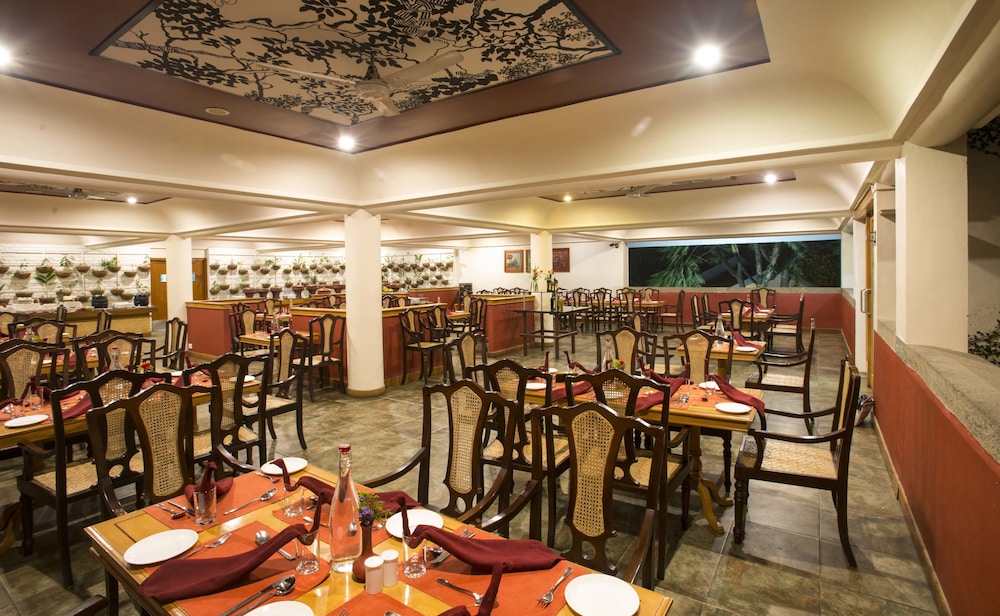 restaurant-cafeteria