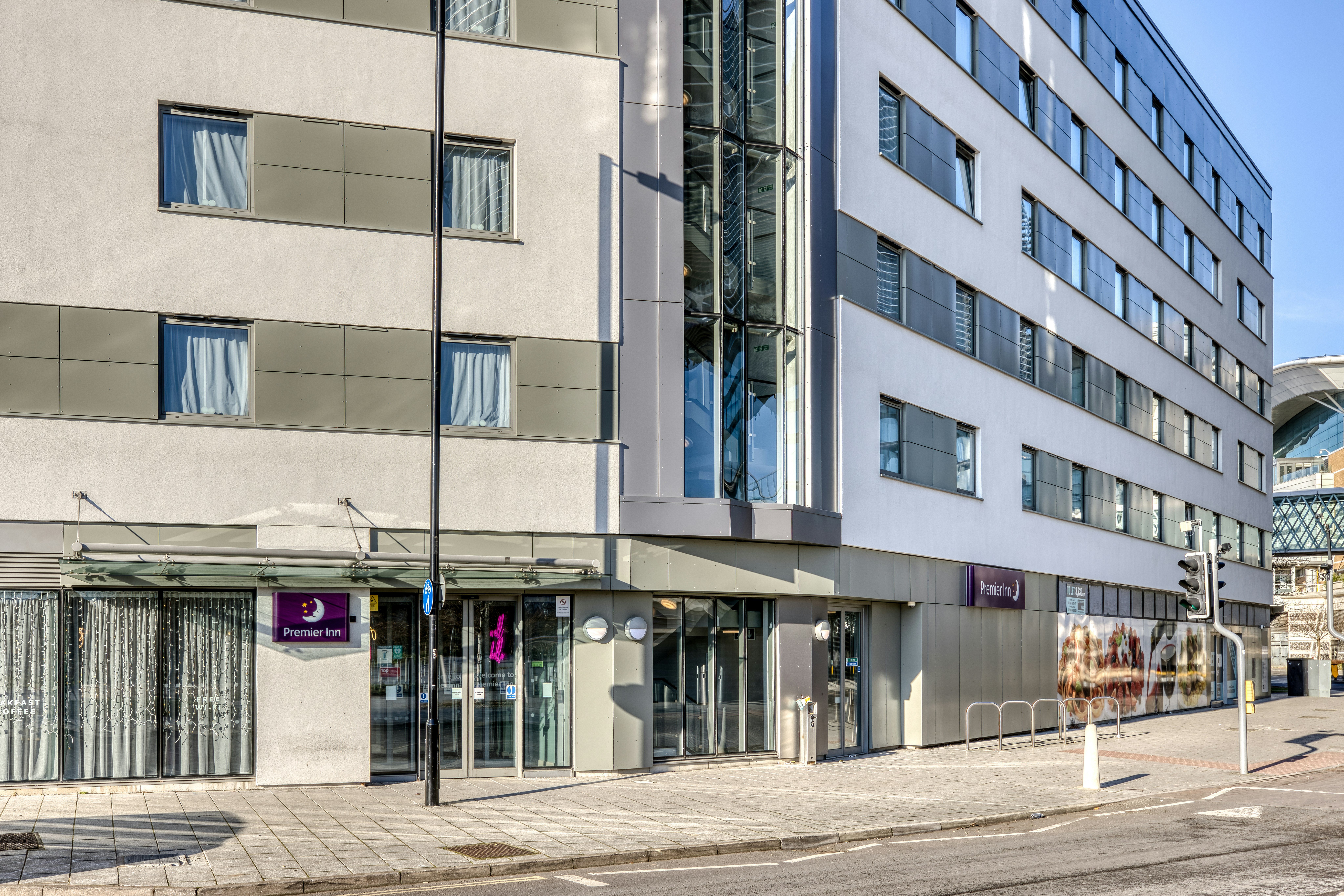 Premier Inn Southampton City Centre West Quay 45/51