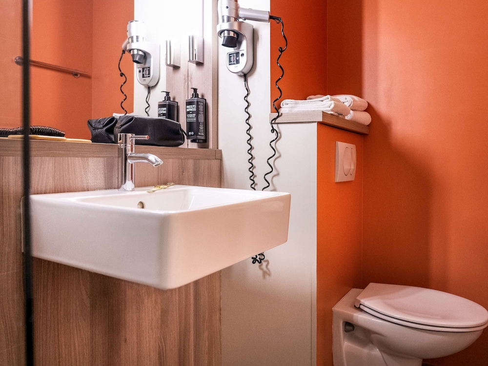 ibis Styles Versailles Saint Quentin en Yvelines Hotel 49/50
