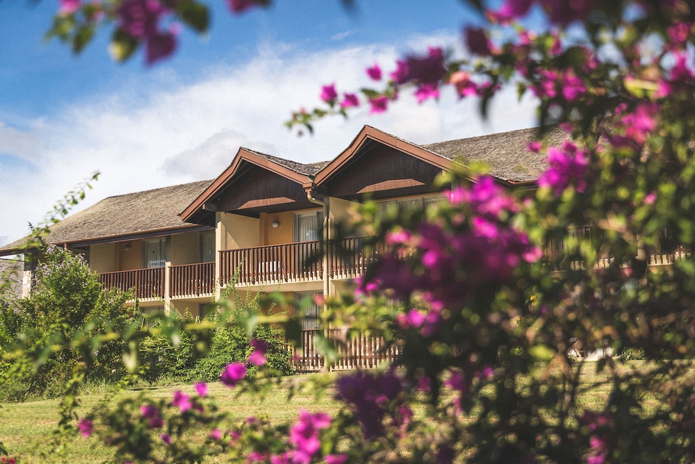 MOUNT IRVINE BAY RESORT 4/70