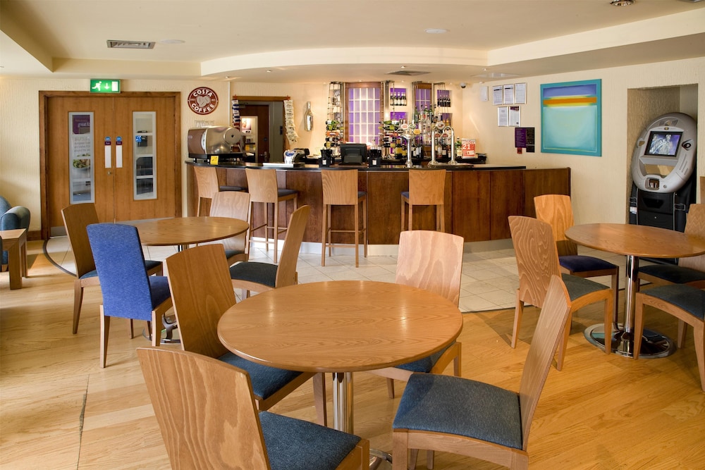 Premier Inn Stevenage Central 26/39