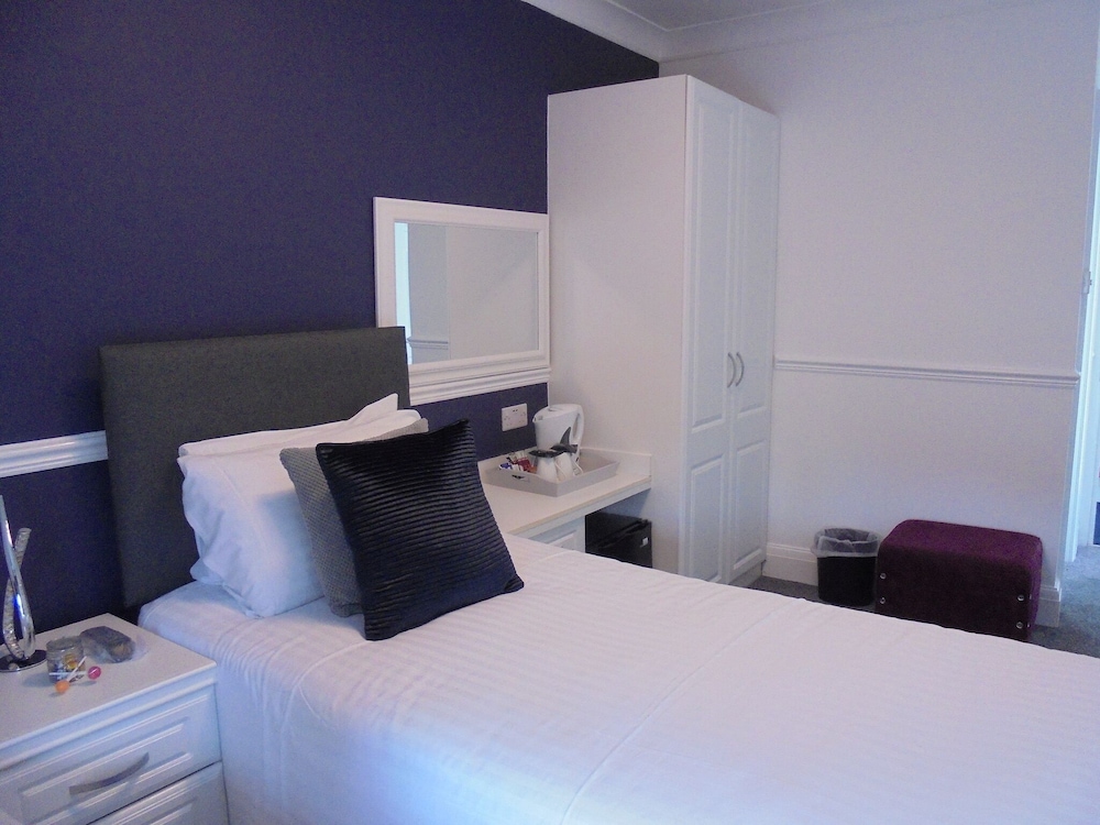 The Millbrook B & B 45/50