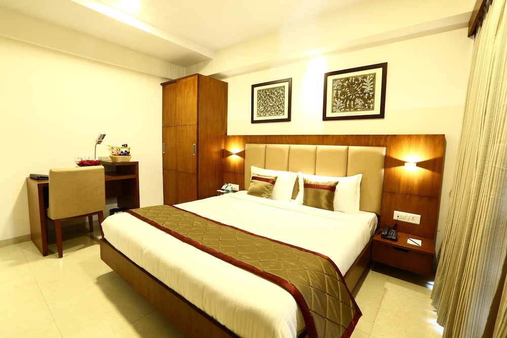 The Altruist Business Hotel 9/22