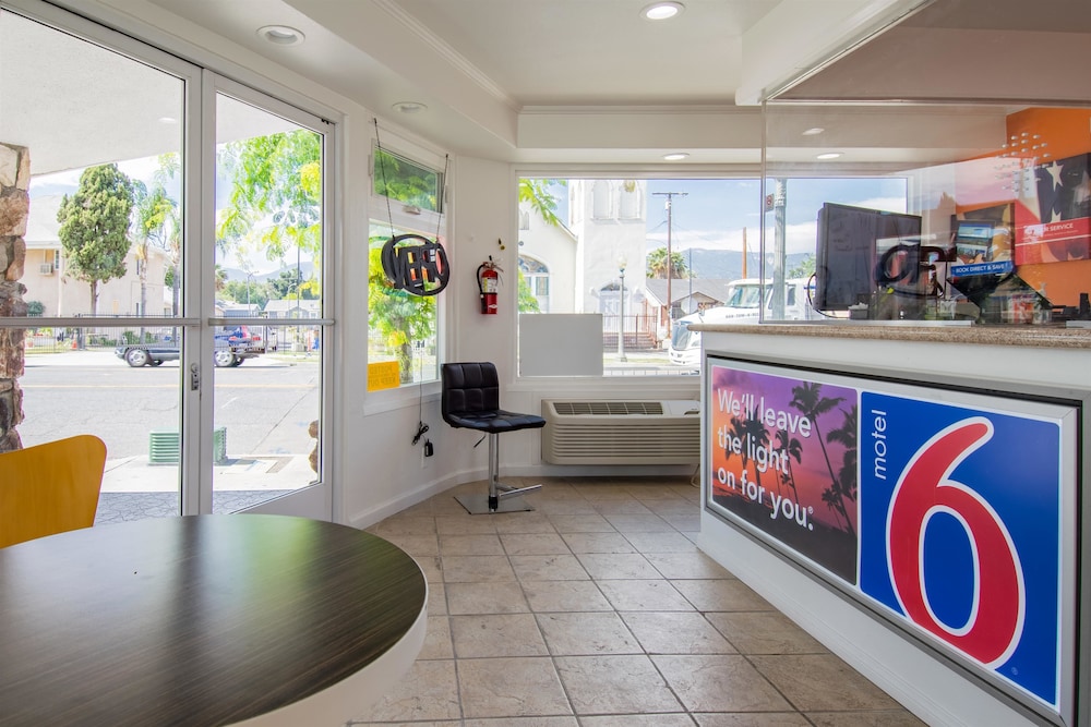 Motel6 San Bernardino, CA - Downtown 8/56