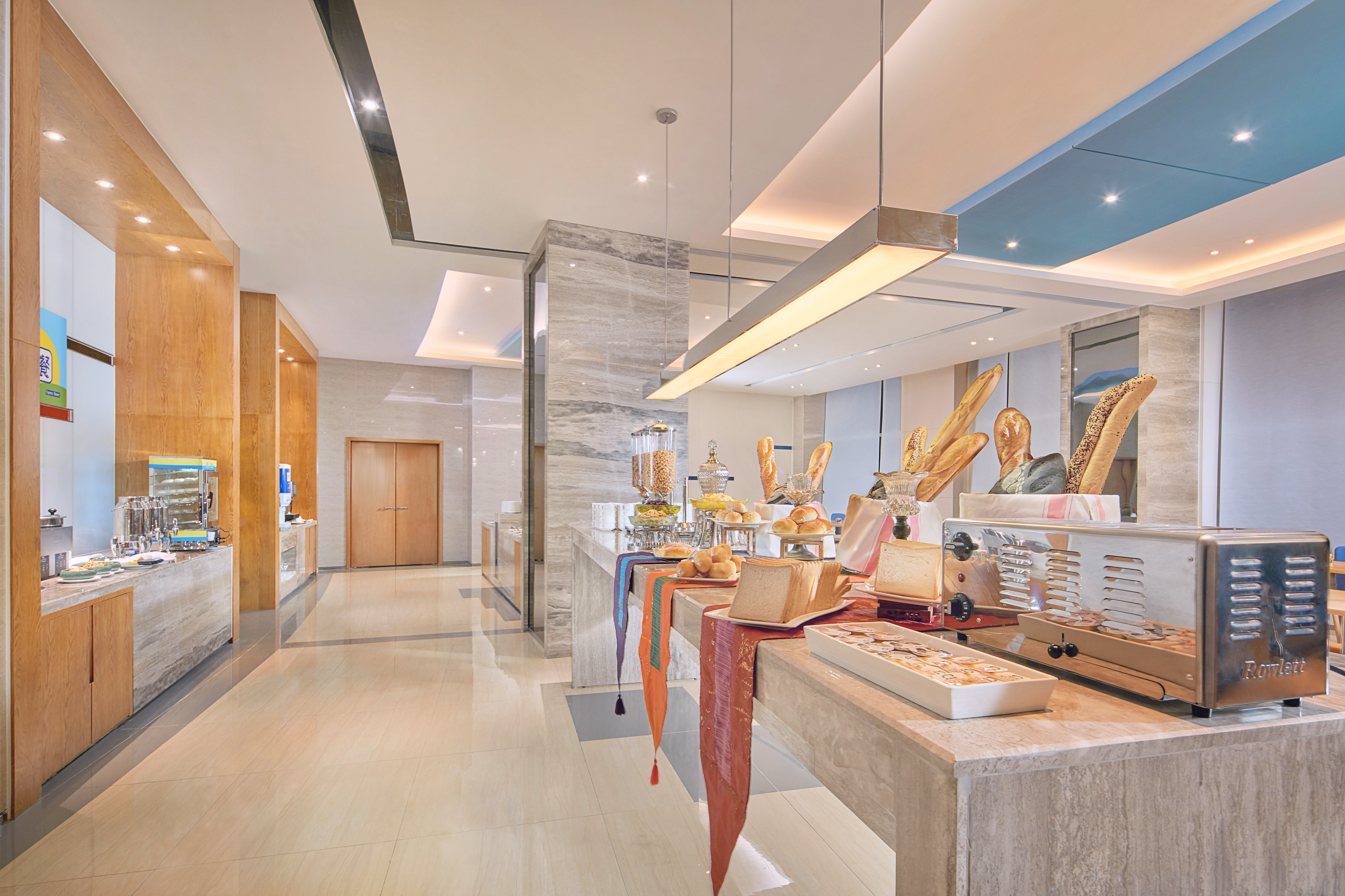 HOLIDAY INN EXPRESS HANGZHOU GONGSHU 40/54