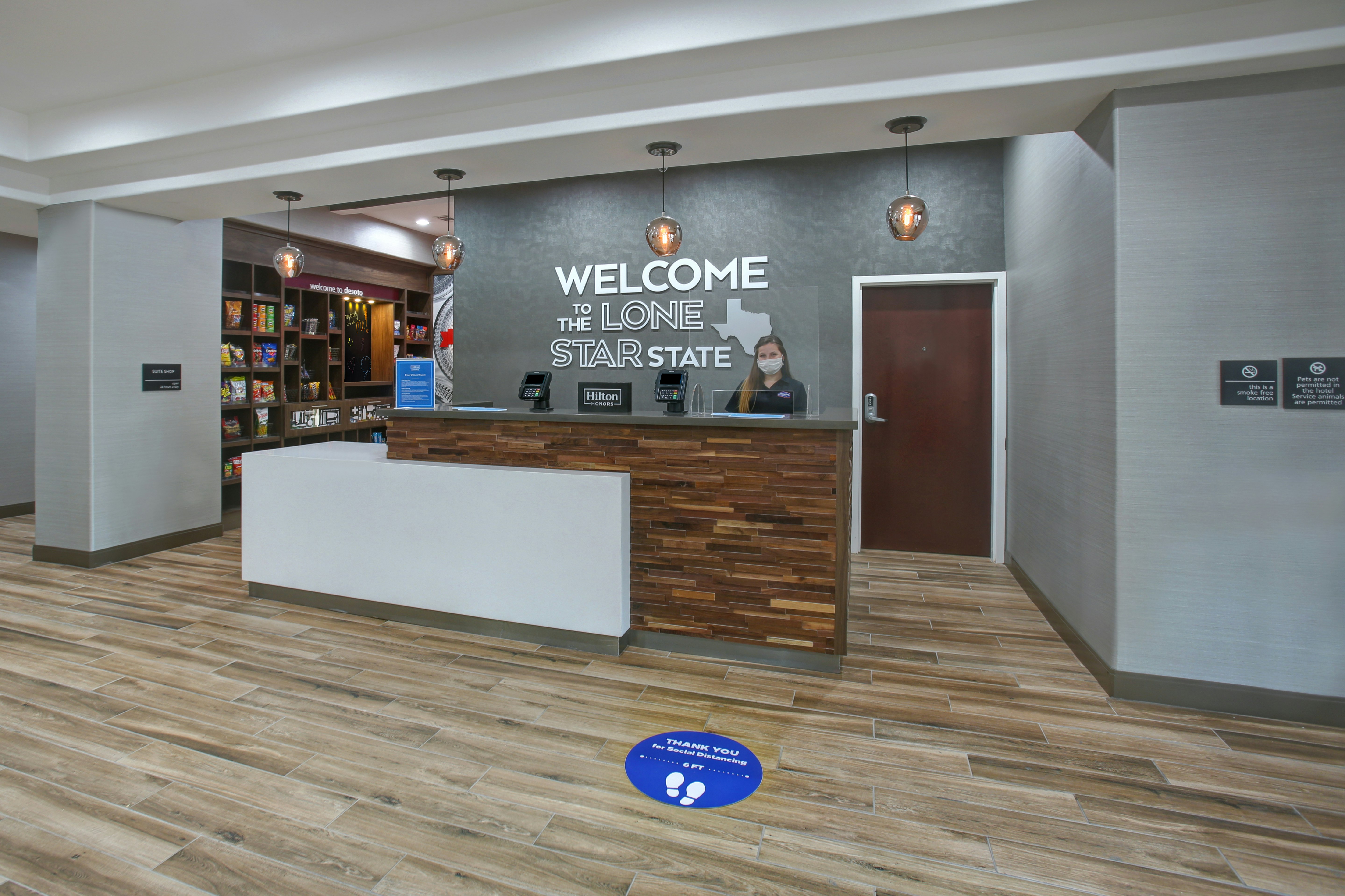 Hampton Inn and Suites Dallas-Desoto 11/57