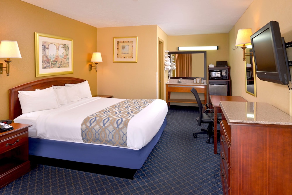 Americas Best Value Inn Monroeville 16/26