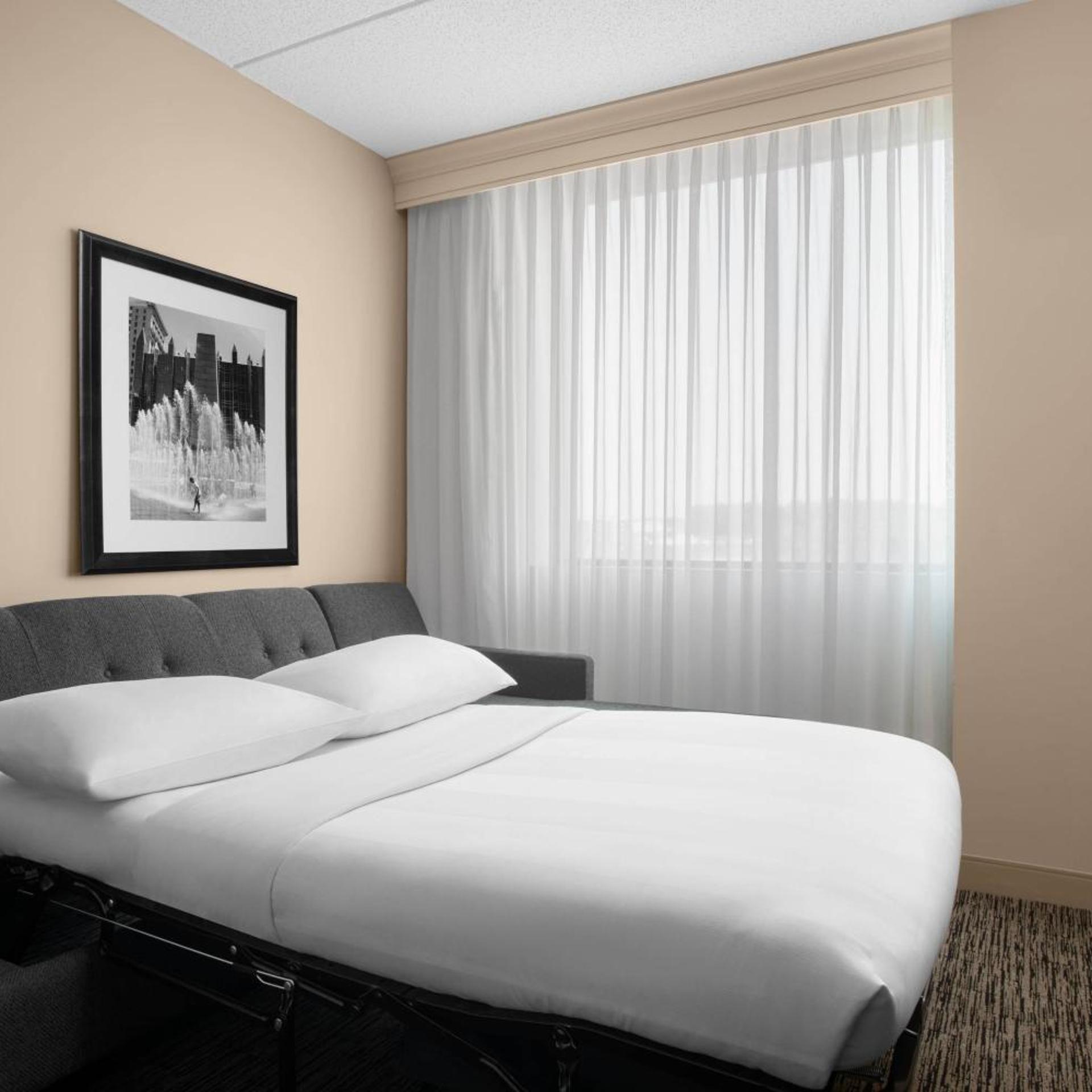 Room, King Bed, Sofa, Concierge Level