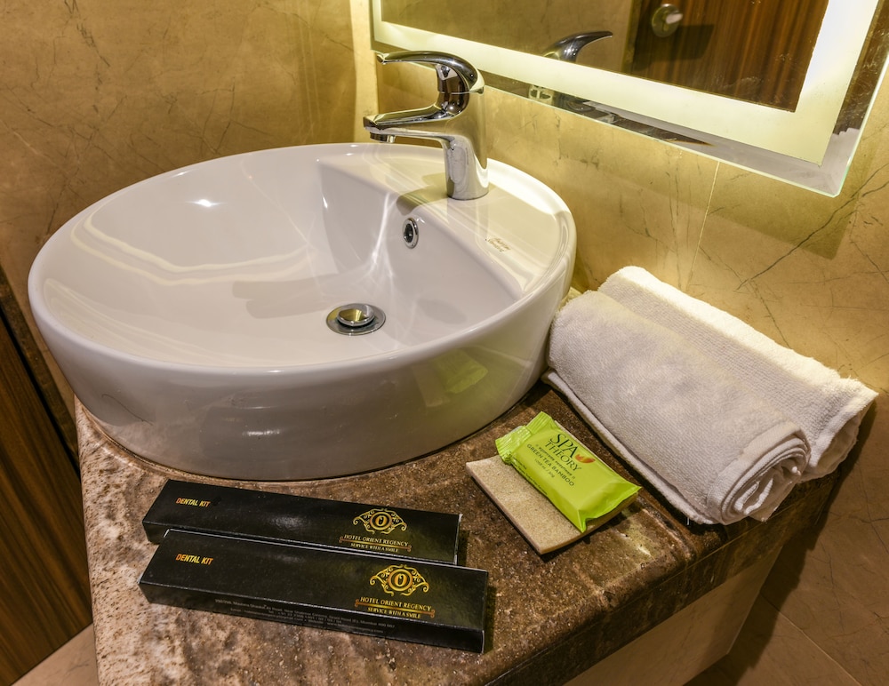 Hotel Orient Regency 31/34