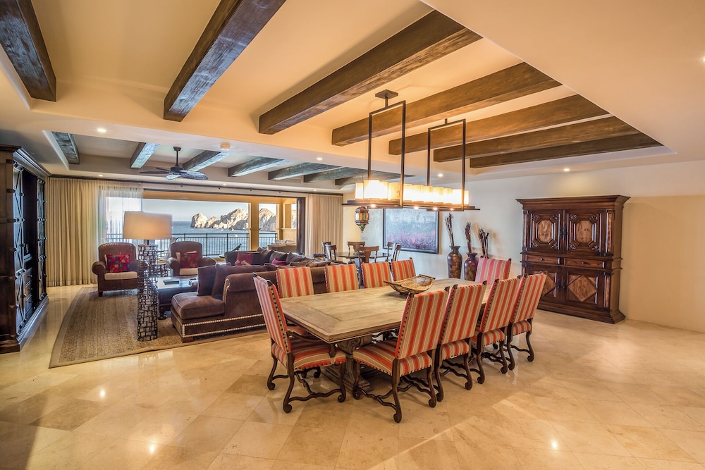 Hacienda Beach Club And Residences 38/50
