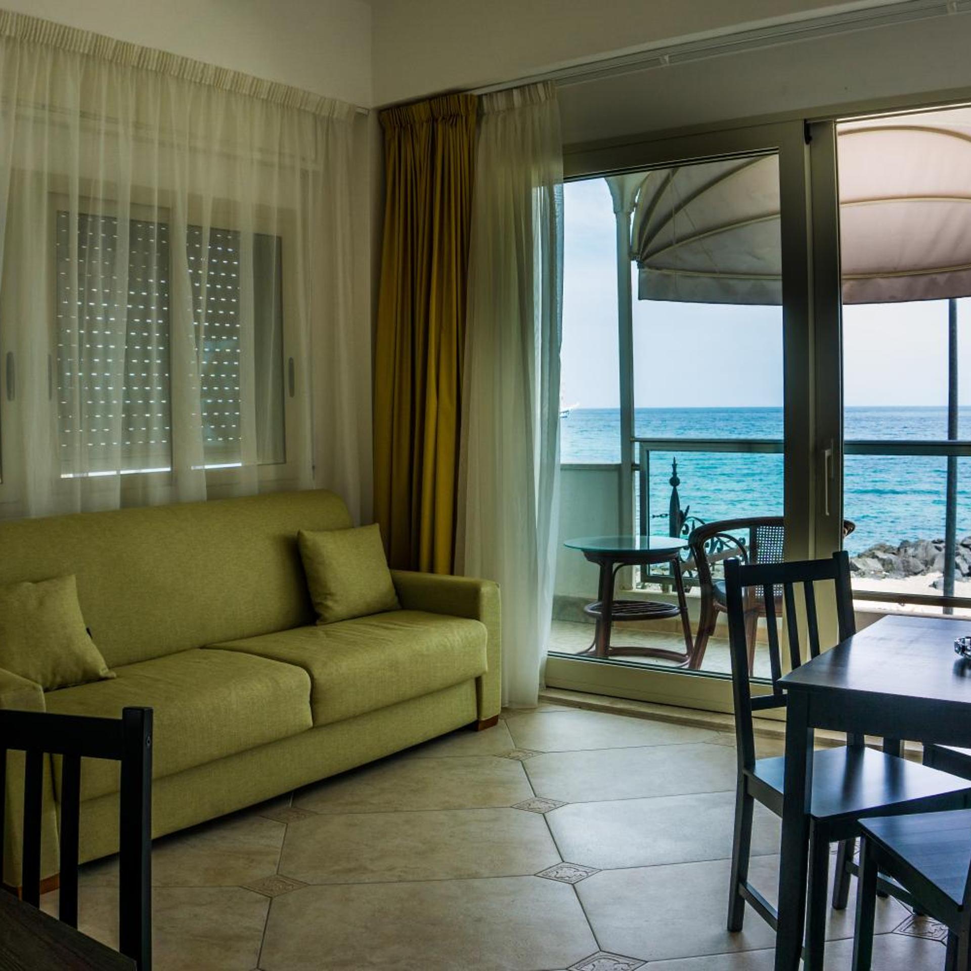 ApartHotel Tysandros 30/50