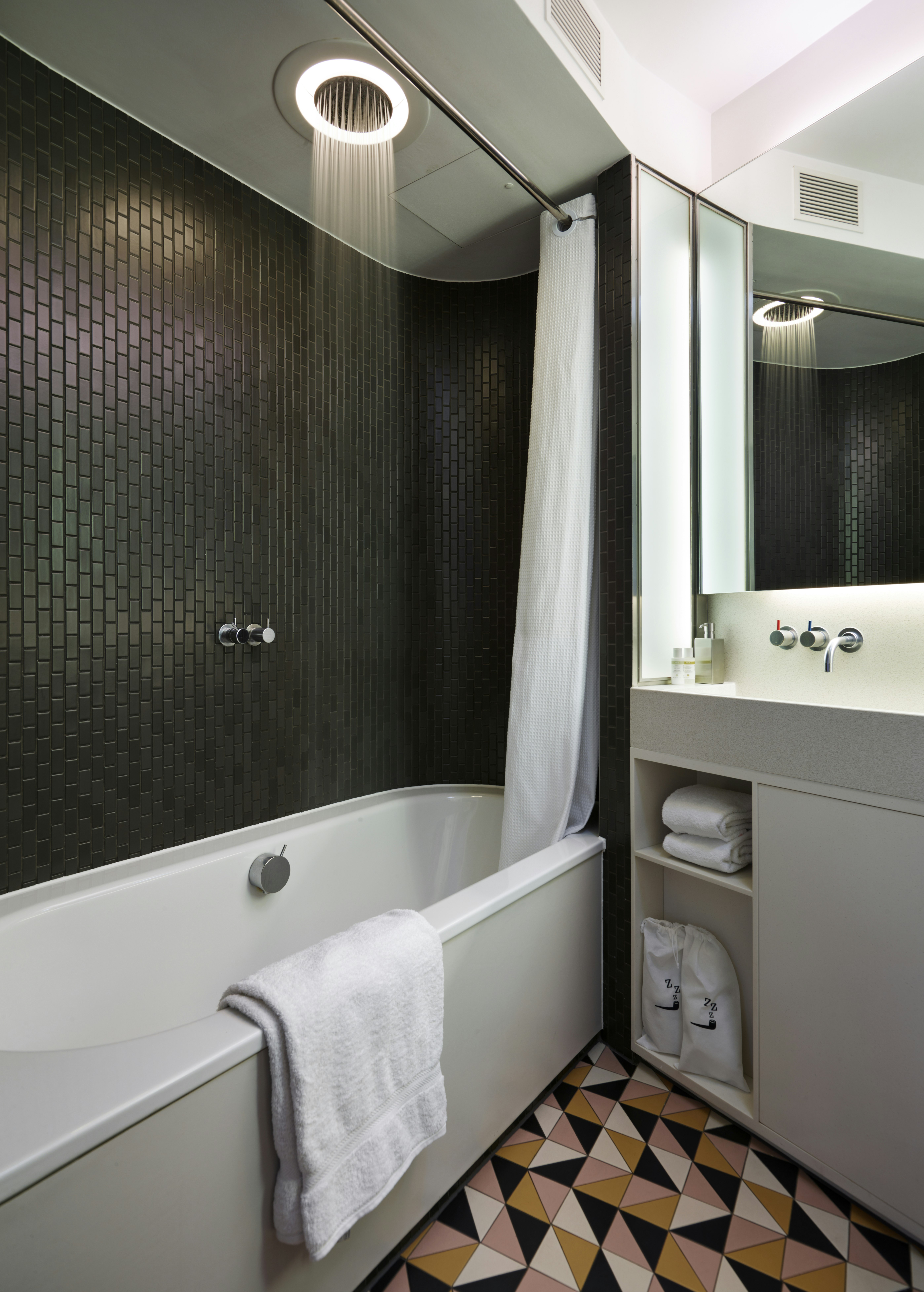 Marrable's Farringdon Hotel 36/36