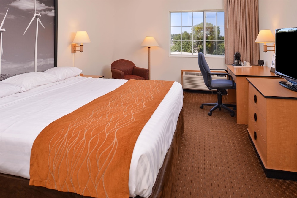 Americas Best Value Inn & Suites Atlantic 7/32