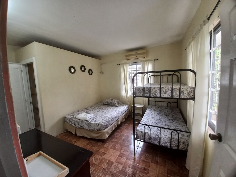 Shalom Guest House 9/19
