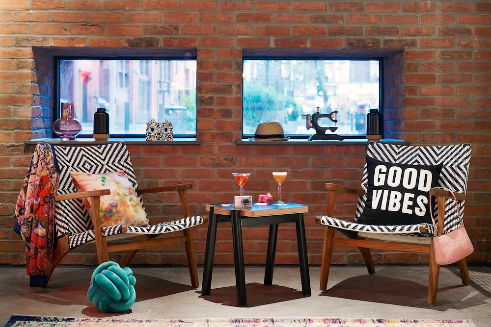 Moxy Manchester City 33/40